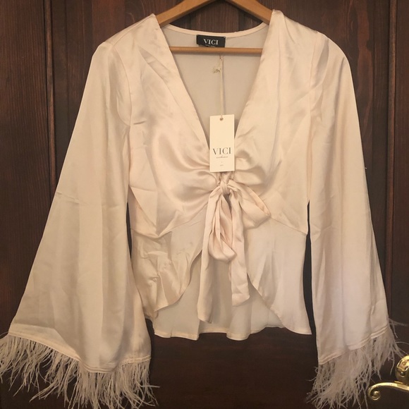VICI Feathers in the Wind silk bell sleeve feathered top - Picture 2 of 6